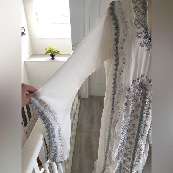 White chiffon long kaftan dress. - Picture 7 of 15